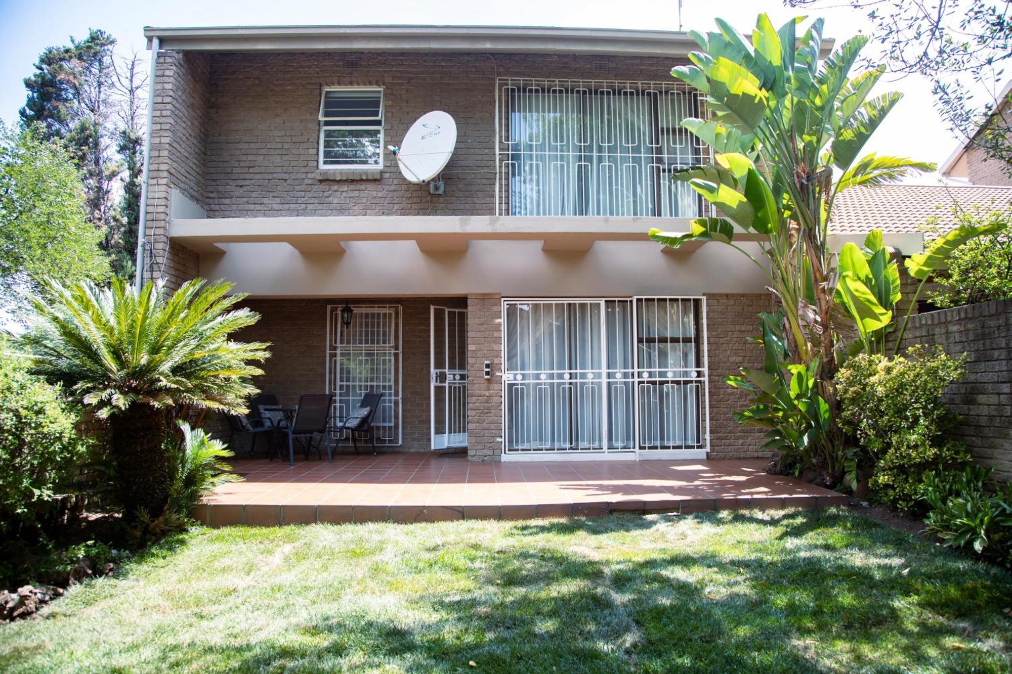 The Hide Out - Home Away From Home Johannesburg Exterior photo